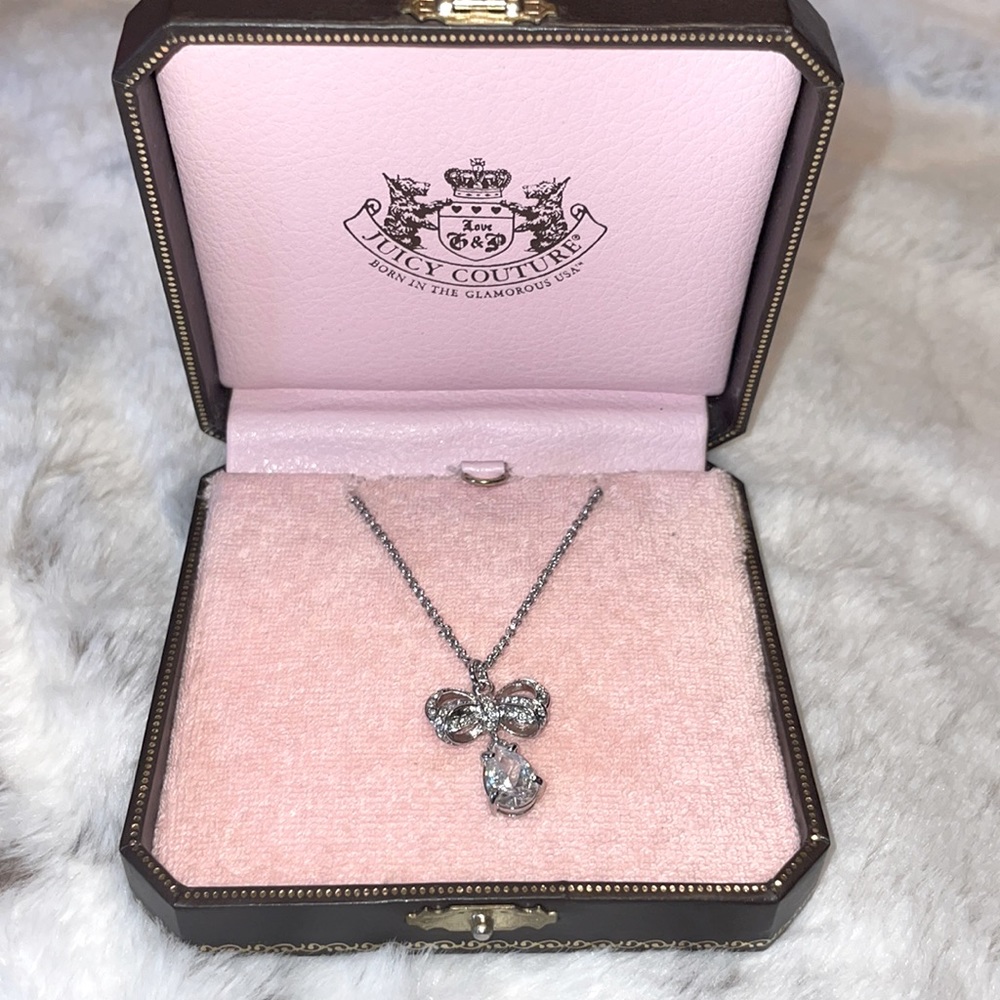 Juicy Couture Diamond Pendant Bow Necklace